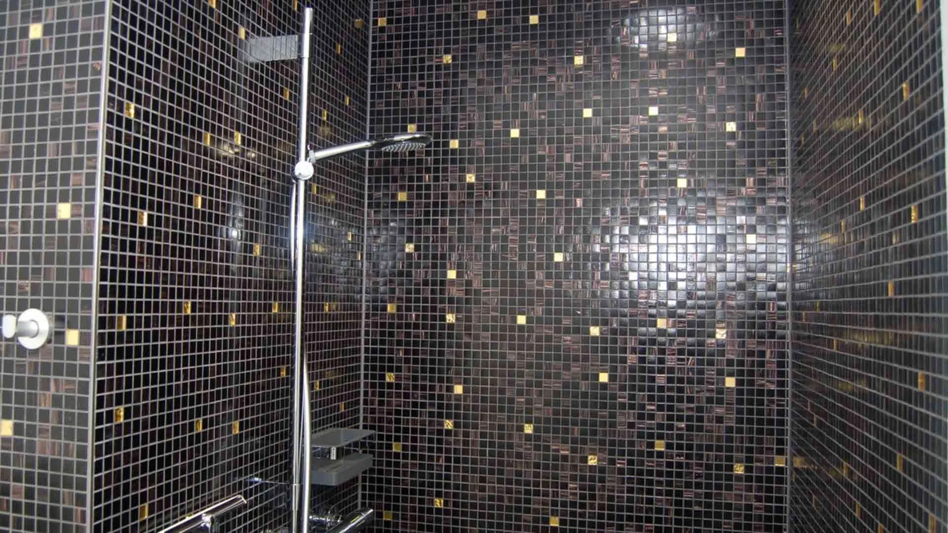 young school shower BVB Youth House | Saint-Gobain Weber Deutschland