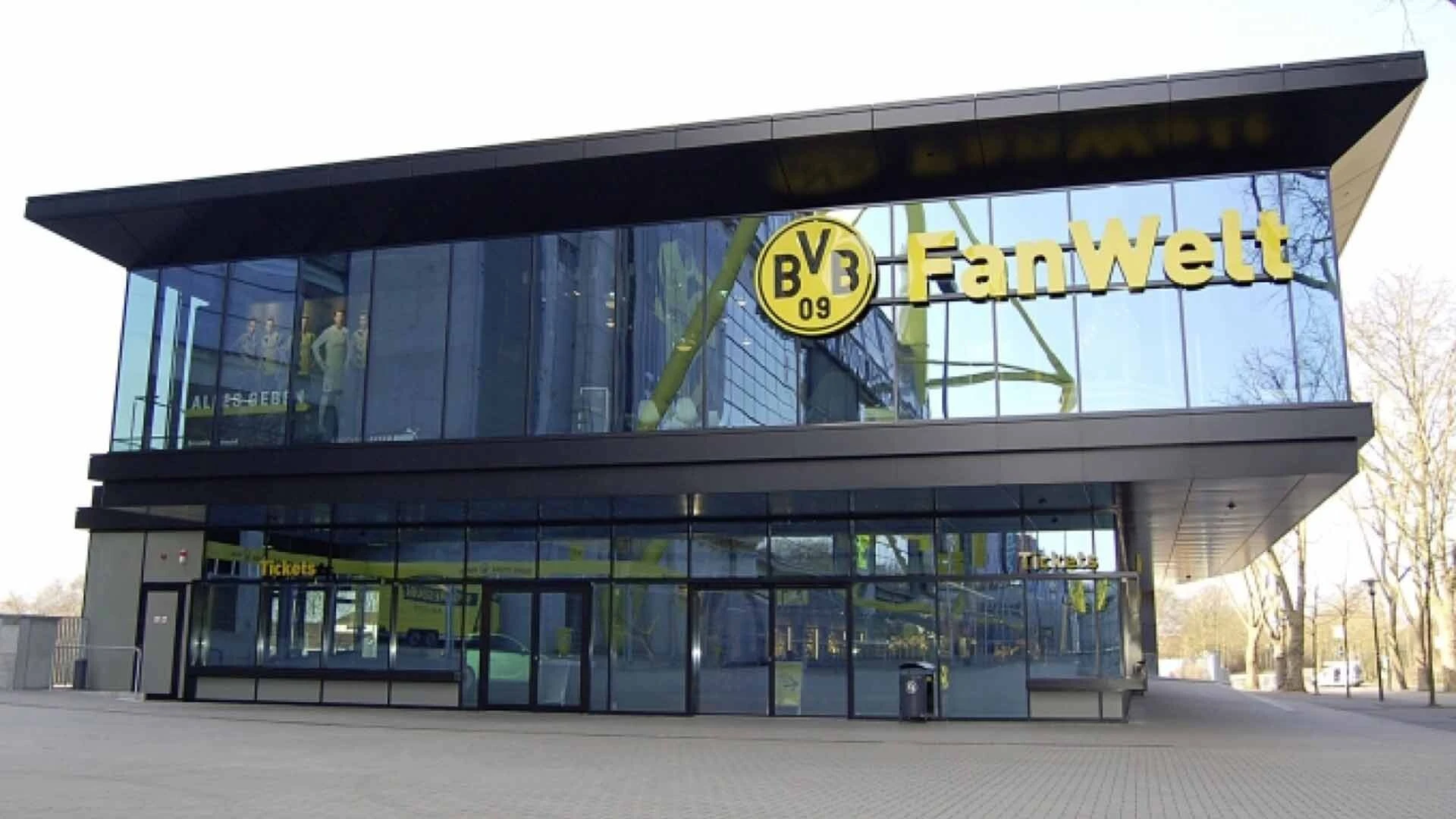 Büro- und Verkaufsgebäude