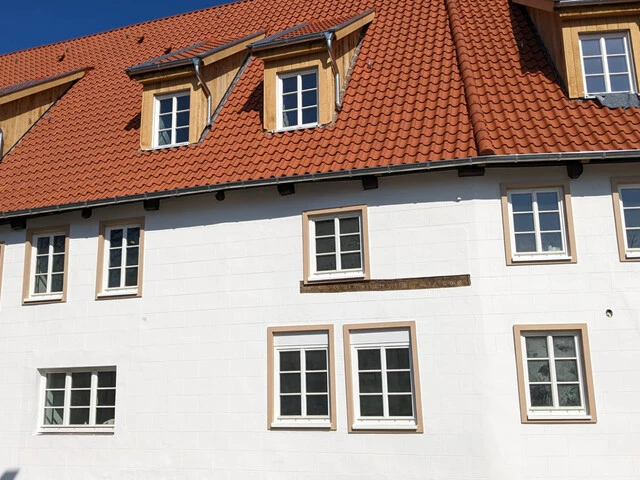 Außenaufnahme der Fassade des energetisch sanierten Fachwerk in Herzebrock