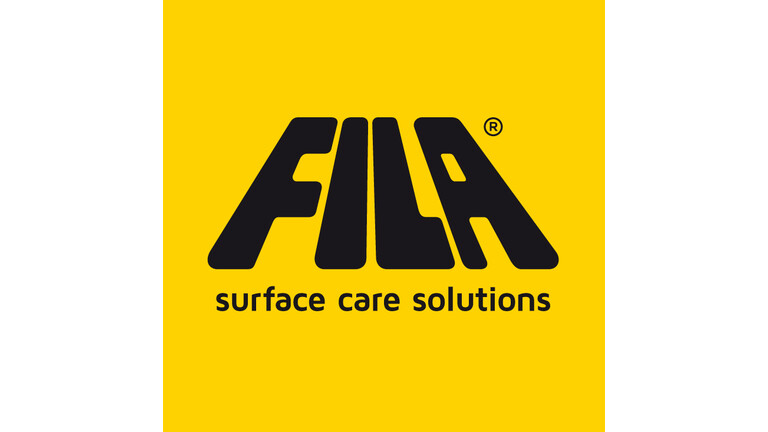 Logo der Firma FILA surface care solutions "FILA surface care solution" als schwarzer Text vor gelbem Hintergrund