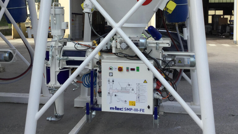 Silomischpumpe SMP 3 Silomischpumpe SMP 3 an Silo montiert